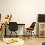 Urban Nest Banu Manta