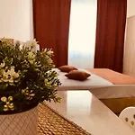 Urban Aparthotel