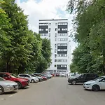 Sunny Muncii Apartment