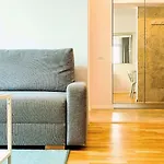 Old Town Riverview Apartment