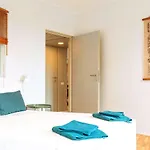 Old Town Riverview Apartment