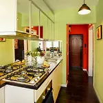 New - Luxurious Old Town Apartment - Homey Residence