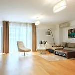 Upground Residence - Pipera Apartment