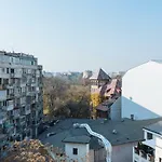 Brezoianu Spacious Flat