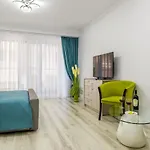 Dristor Day Residence Studio