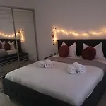 Zen Apartment