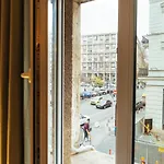 Amazing Location - City Center Studio