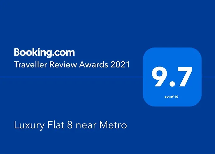 Luxury Flat 8 Near Metro