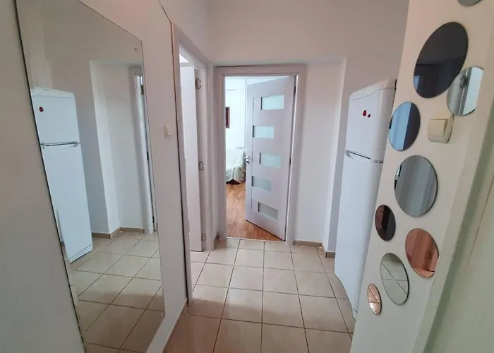 Studio Fully Furnished Dristor Metro, Main Street.