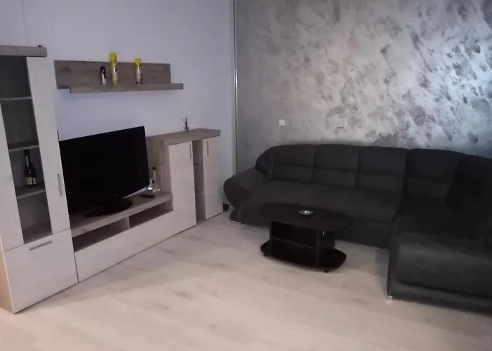 Apartament 2 Camere, Super Dragut Si Spatios, Zona Linistita, 100 Metrii De Calea Victoriei