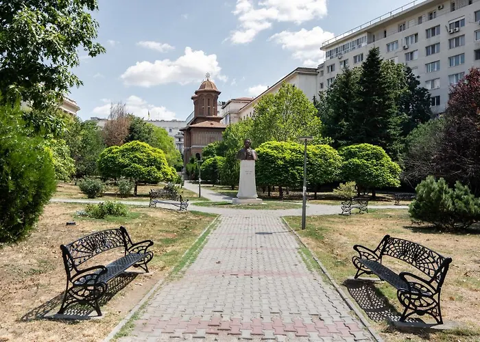 Elegant Studio In The Heart Of The Town