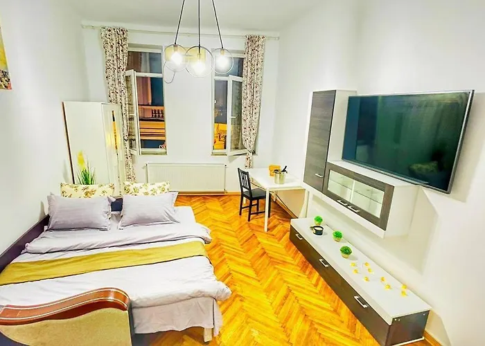Luxury Studio With Hot Tub In The Old Town