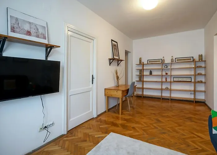 Apartament Universitate - Centrul Vechi