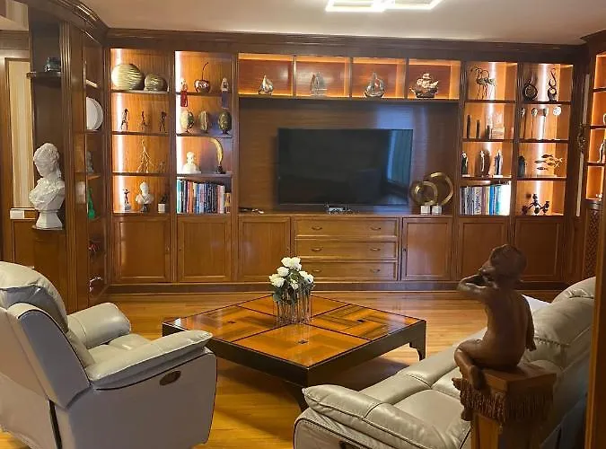 Nassif Estates ( Wild Orchids Apartment )