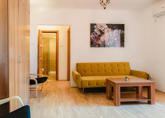 Romanian Athenaeum 1Br Apartment With Amazing View