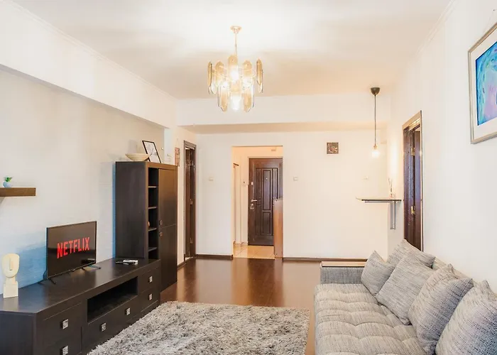Parliament 1Br Apartment W Self Check In
