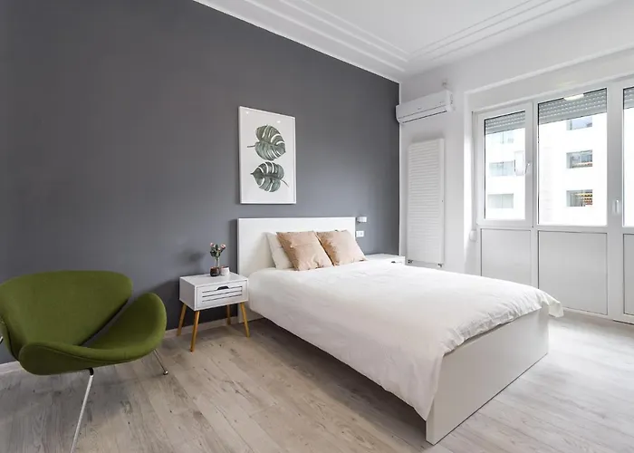 Modern Apartment In The Heart Of Bucharest