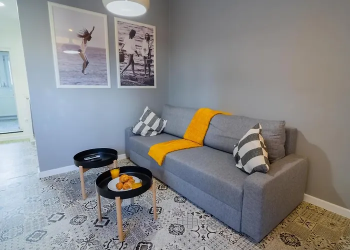 One Bedroom Flat In Bucharest\'S Historic District