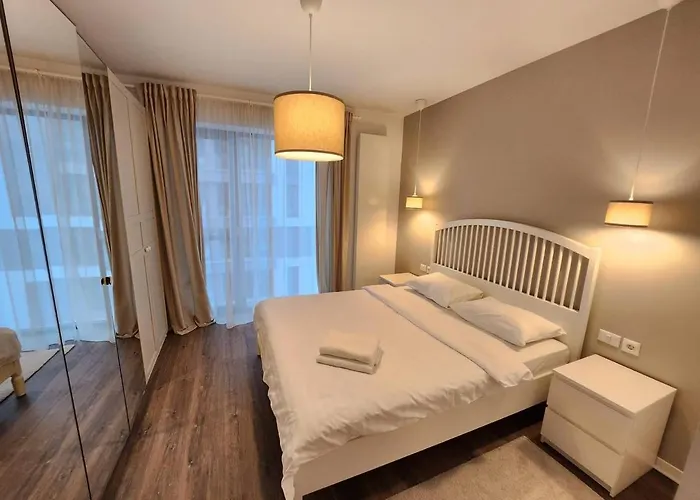 Promenada Mall Near Exclusive Pipera Apartments
