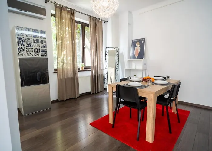 Cozy & Spacious Flat Near Victoriei Square