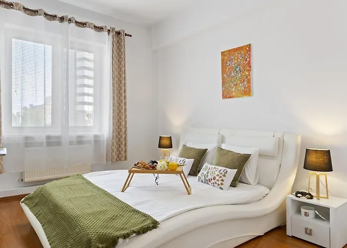 Grand View Apartment