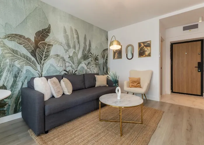 Stunning 1Br Retreat In North District