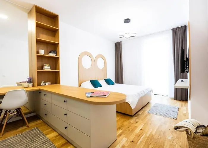 Forest Exclusive Apartment-1Br