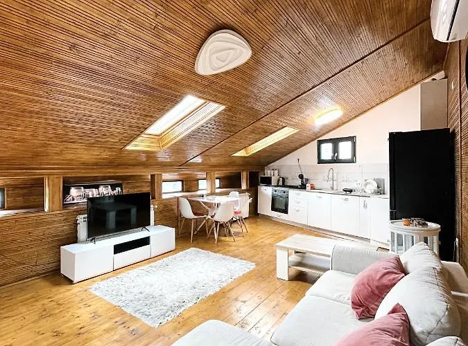 Mansion 10