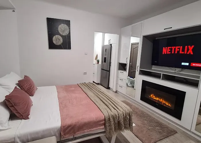 Cosy And Stylish Studio