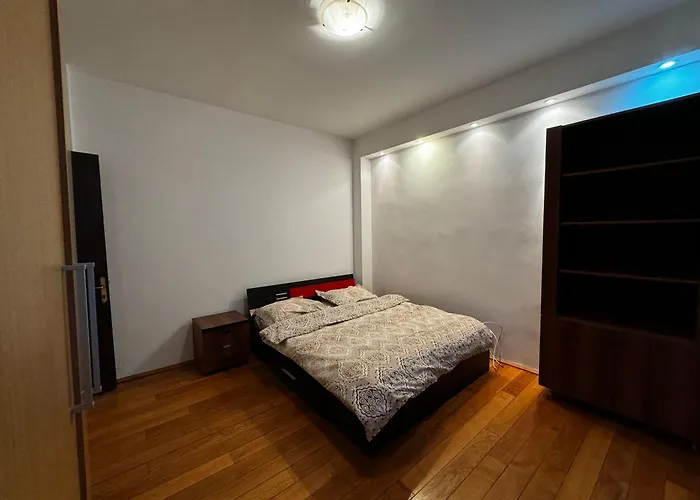 Central 3 Rooms Apartment By Chr Luxury Property