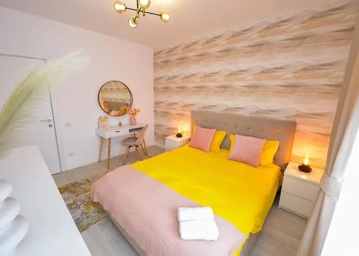 Bucharest Apartment - Private Parking