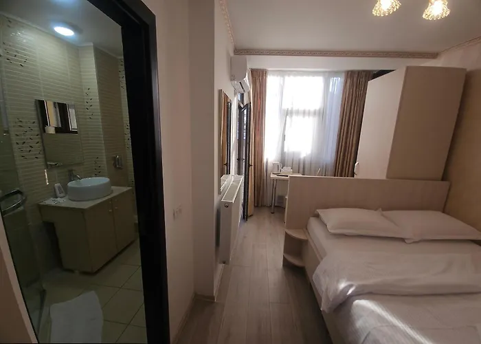 Hotel Marina 2