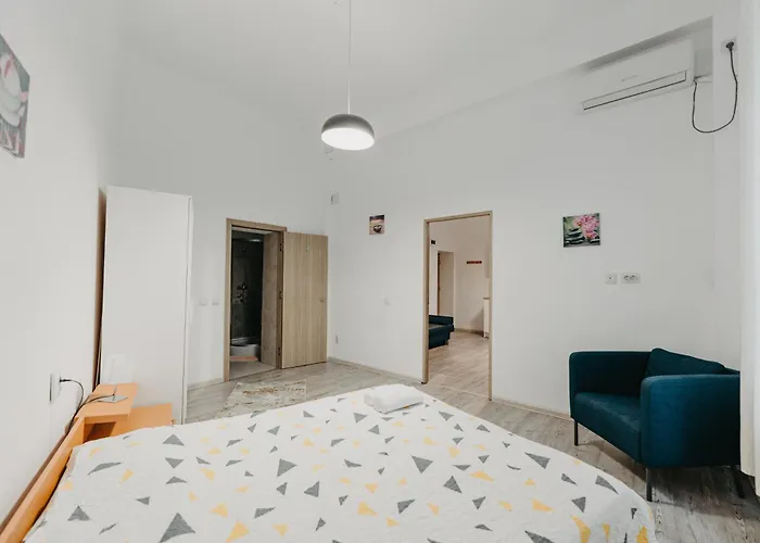 Studio Piata Amzei NR.1 (8 D)