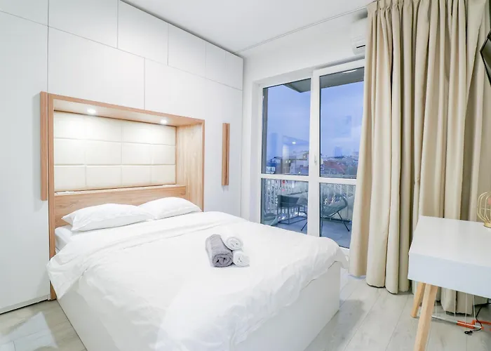 Piata Romana, Two Bedrooms Apartment