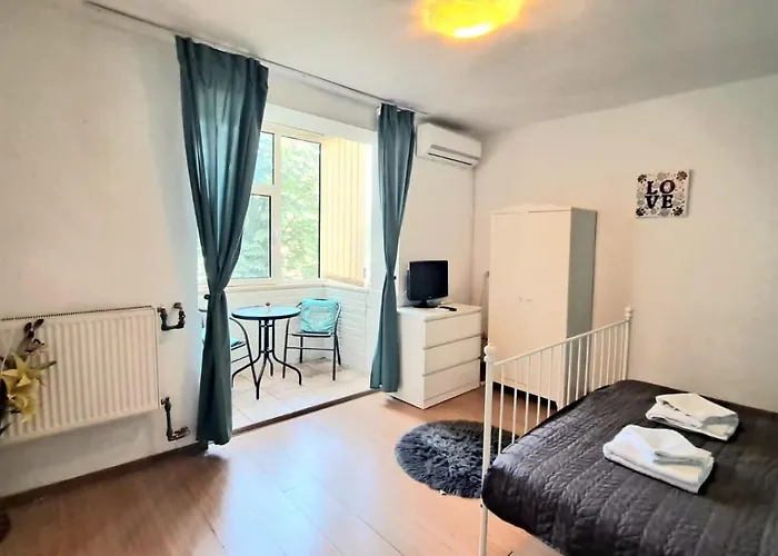 Inchiriez Garsoniera In Regim Hotelier Unirii