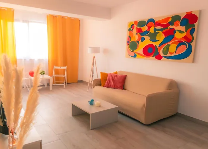 Sunset Apartment - Central Apt With Rooftop Garden