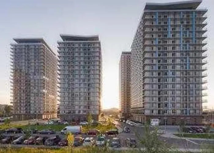 Luxury Plaza Complex Apartments