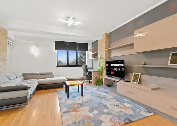 Baneasa Lake Large And Cozy Apartment