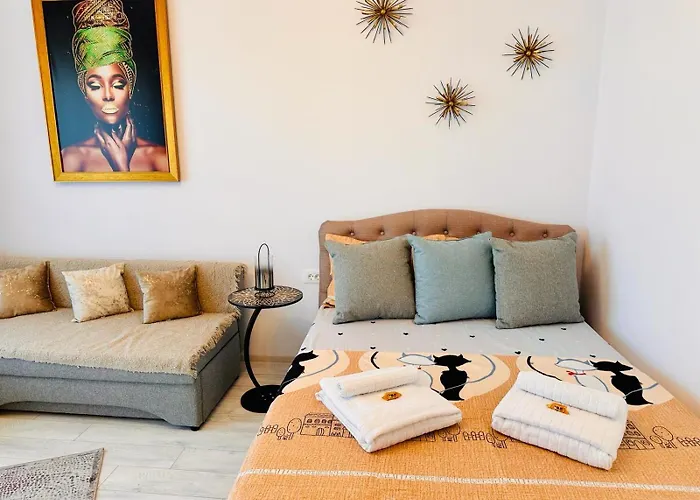 Plaza Residence Studio 3