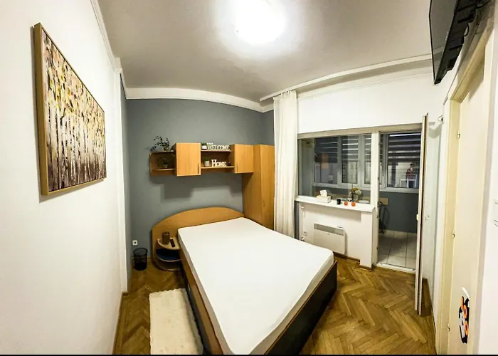 Dianei 1 Apartment