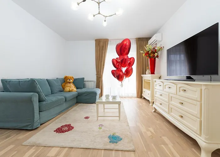 Ines - Modern 2Br Apartment With Garden Views