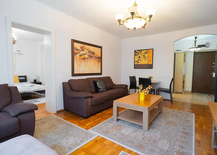 Classic Stay Next To Victoriei Avenue