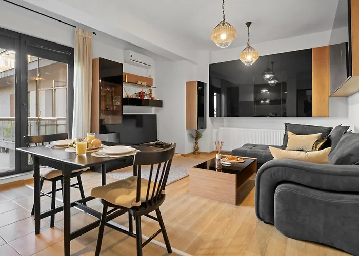Elegant & Newly Renovated Gem