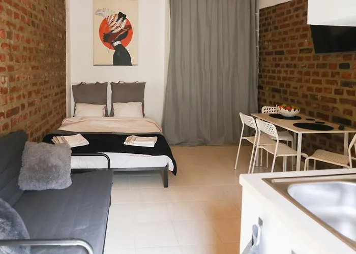 Amos Homes Accommodation
