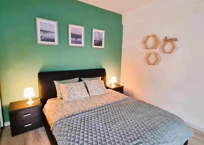 Sweet Central Hygge Apartment