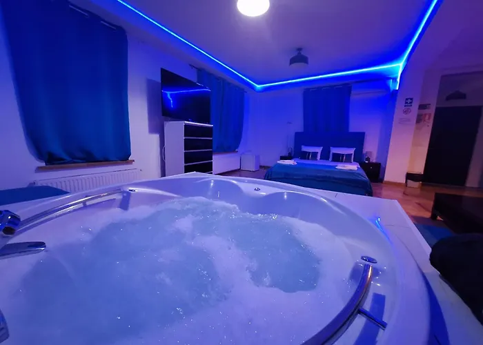 Ris Studio Premium Lux Jacuzzi