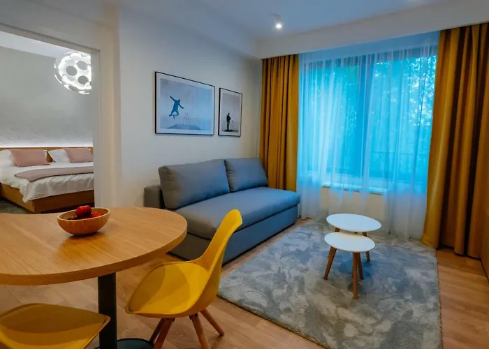 Arbans Elegant Apartment In The City Center