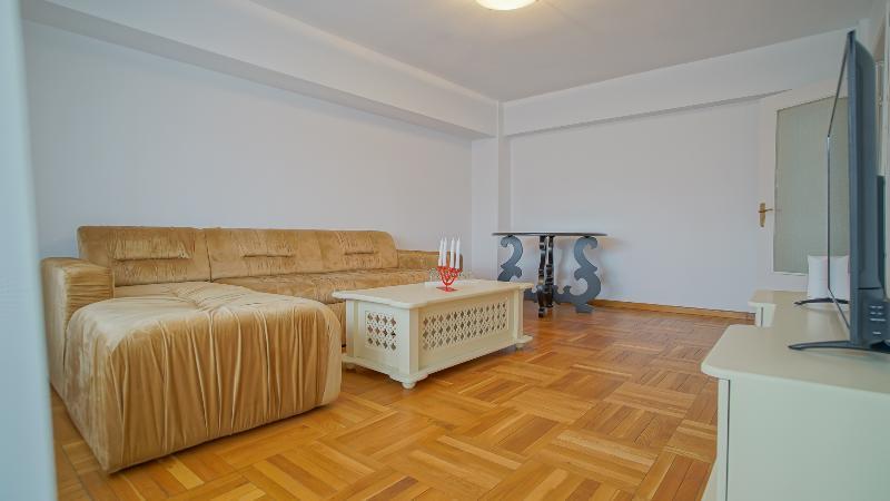 Cn2i Luxury Unirii *