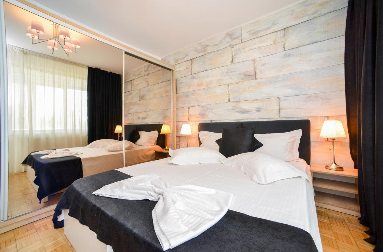 Park Apartment-cismigiu Garden * Bucharest