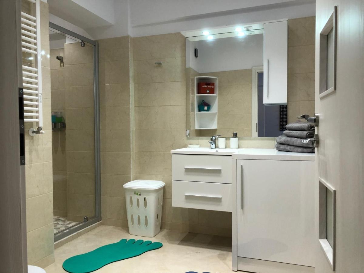 Apartment Luxury Westpark 2 View W6 Bucharest